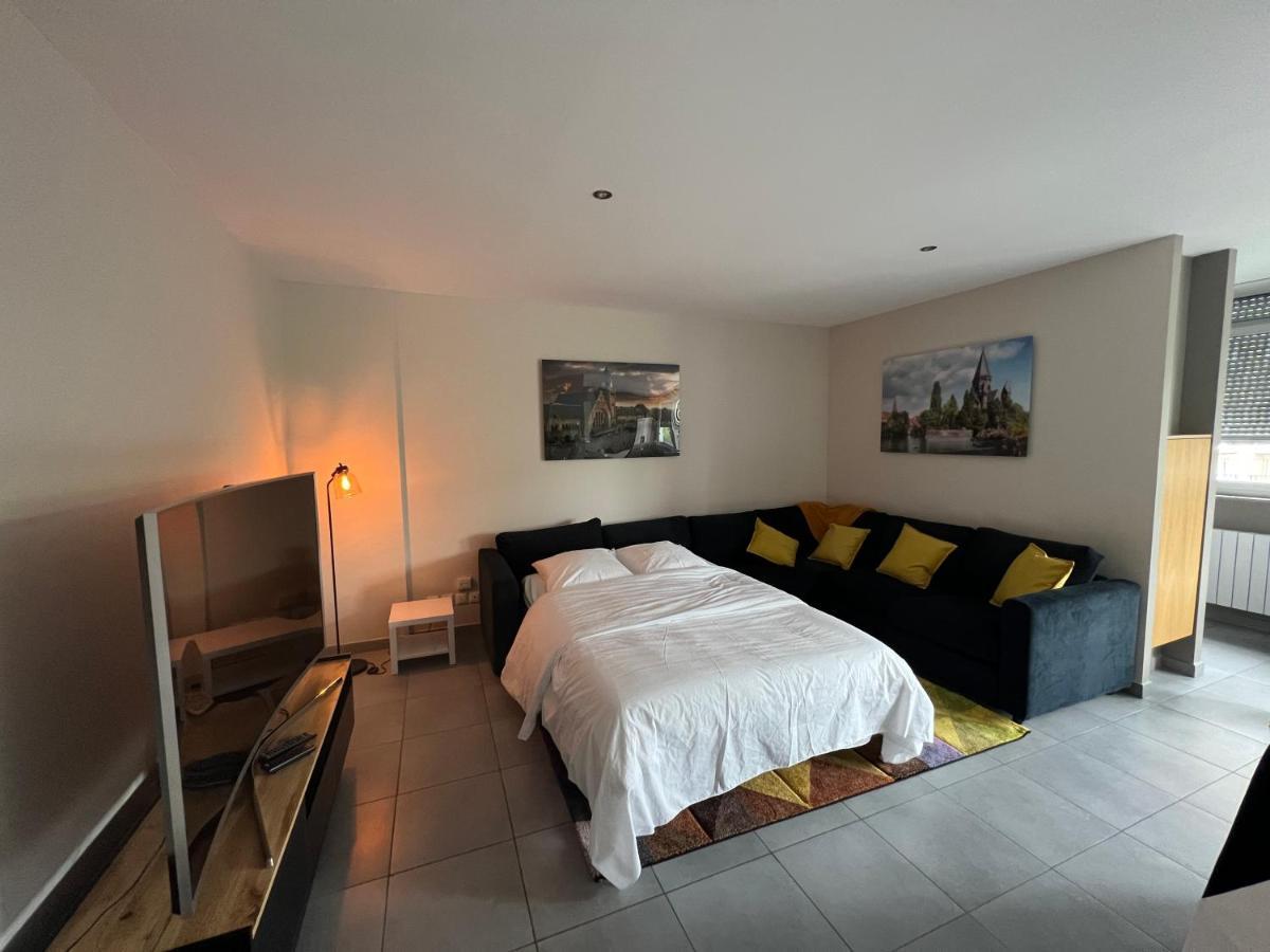 Break In Metz Leilighet Longeville-les-Metz Eksteriør bilde
